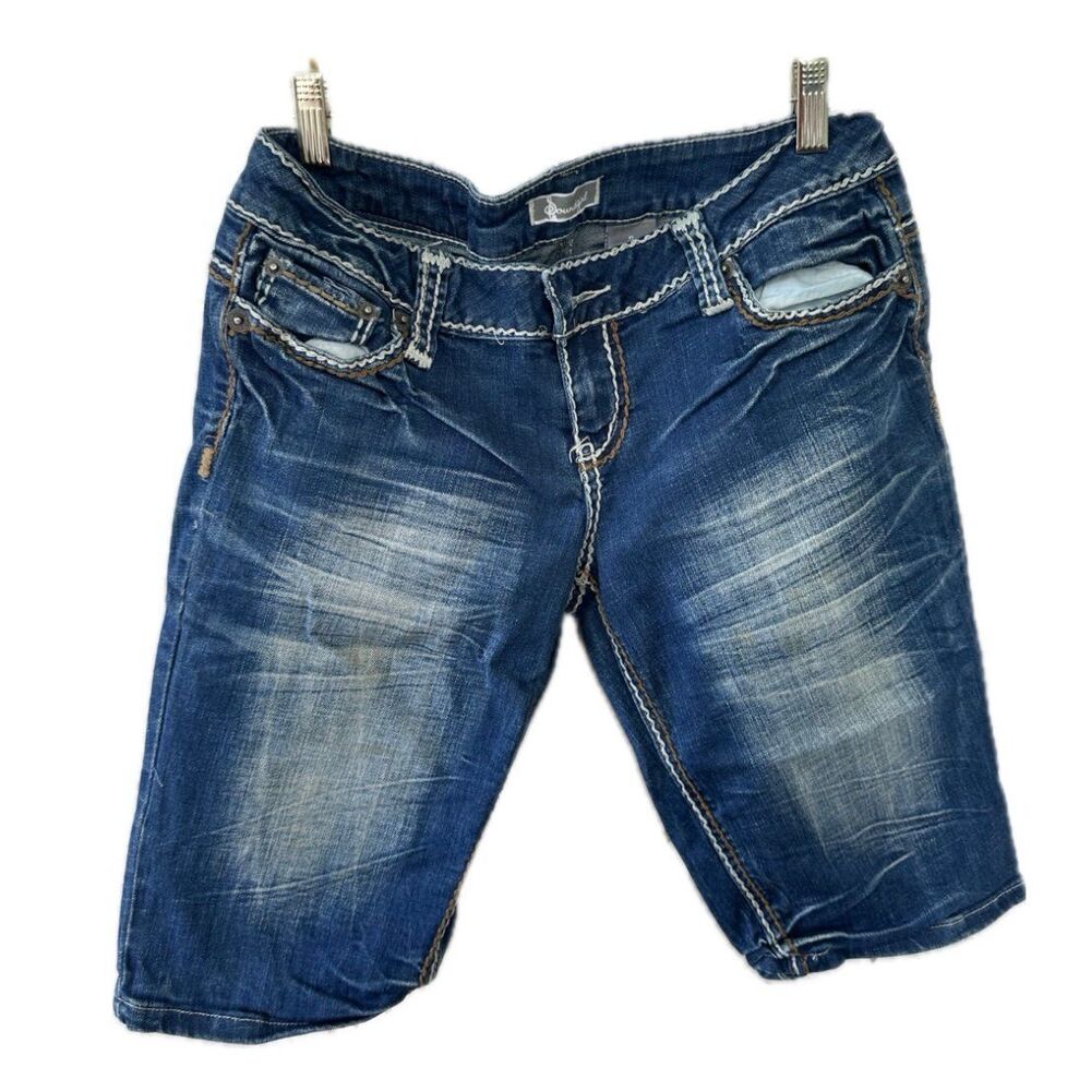 Soundgirl Juniors Distressed Factory Faded Flap Pockets Bermuda Denim Shorts 9